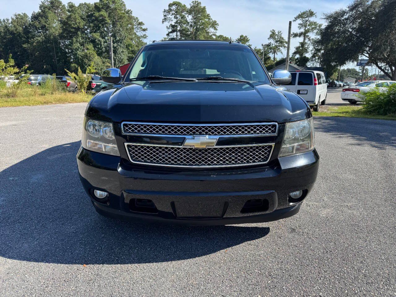 Used 2011 Chevrolet Avalanche LT w/ Regional Value Package RWD image 27