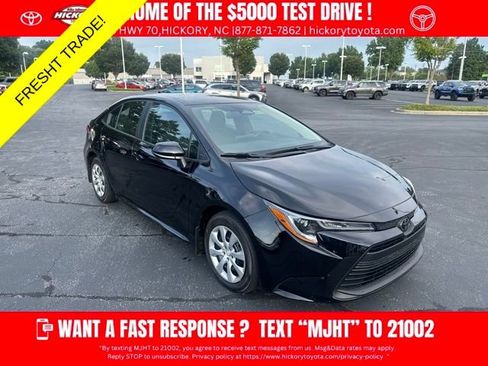 Used 2026 Toyota Corolla LE FWD image 1