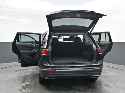 Used 2021 Volkswagen Tiguan SE AWD/4WD image 49
