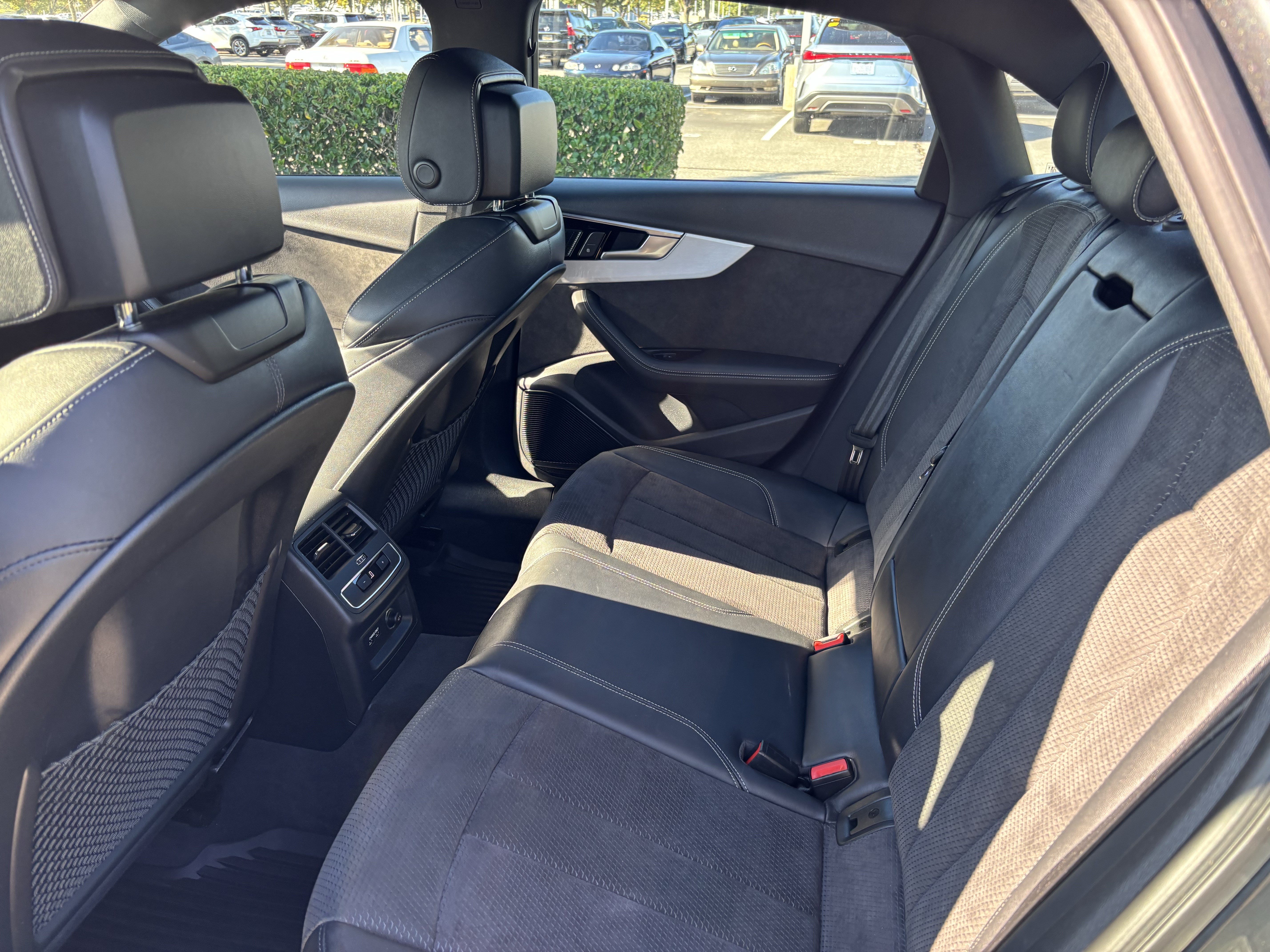 Used 2020 Audi A4 2.0T Prestige w/ Prestige Package AWD/4WD image 19