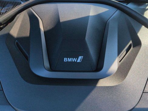 Used 2026 BMW i4 xDrive40i AWD/4WD image 16