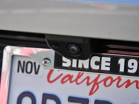 Used 2025 Chevrolet Equinox EV LT w/ Convenience Package image 48