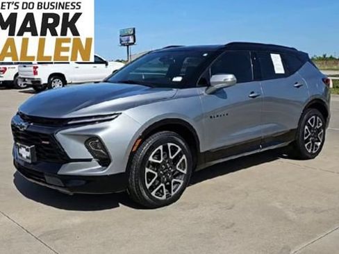 Used 2024 Chevrolet Blazer RS w/ LPO, Sport Package FWD image 4