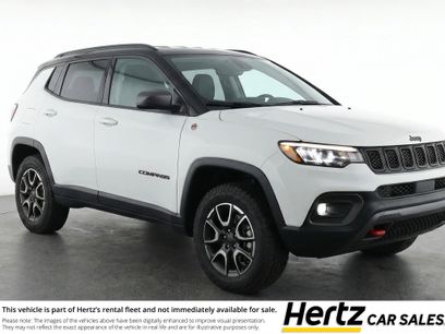 Used 2025 Jeep Compass Trailhawk