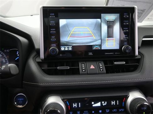 Used 2020 Toyota RAV4 Limited image 35