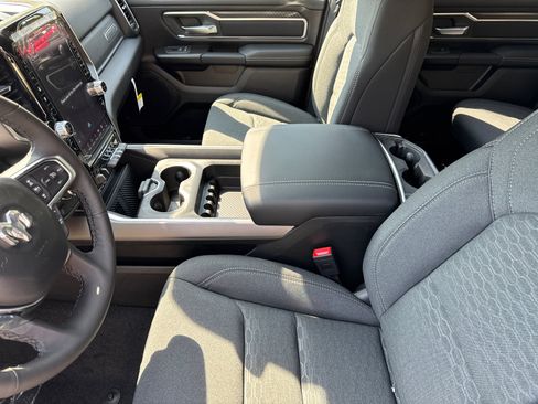New 2026 RAM 1500 Big Horn AWD/4WD image 10