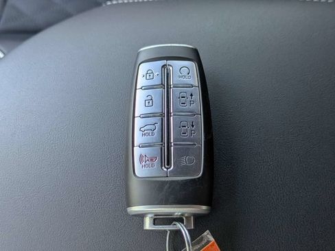 Used 2025 Genesis GV70 3.5T Sport w/ Sport Advanced Package AWD/4WD image 33