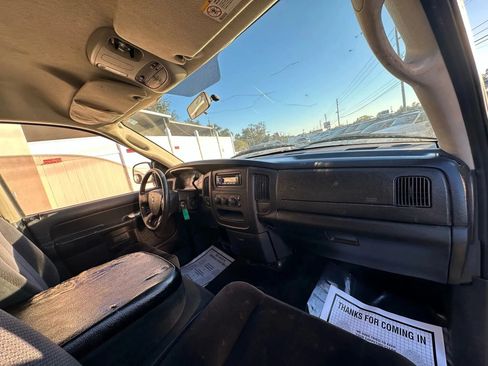 Used 2005 Dodge Ram 1500 Truck SLT RWD image 10