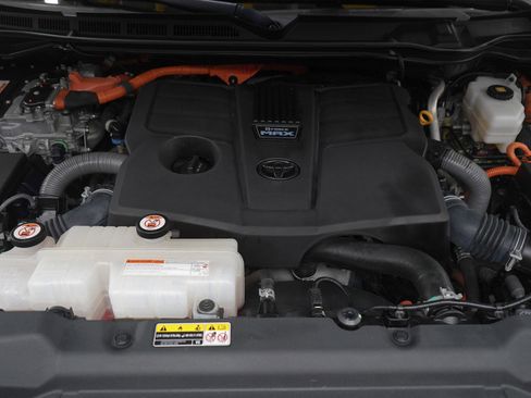 Used 2022 Toyota Tundra Capstone image 36