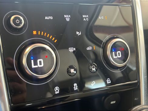 Used 2020 Land Rover Discovery Sport S AWD/4WD image 24