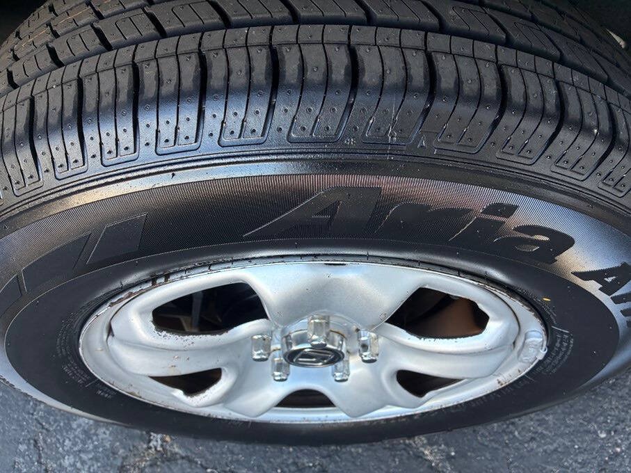Used 2014 Honda CR-V LX image 32