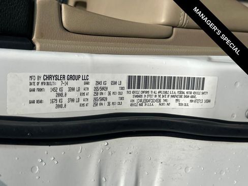 Used 2015 Jeep Grand Cherokee Limited w/ Luxury Group II image 31