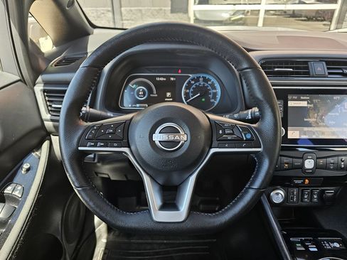 Used 2024 Nissan Leaf SV Plus FWD image 20