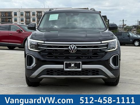 New 2025 Volkswagen Atlas Peak Edition SE AWD/4WD image 5