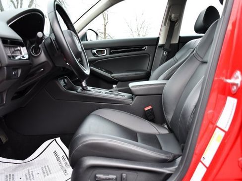 Used 2022 Honda Civic Touring image 16