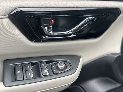 Certified 2025 Subaru Forester Limited w/ Protection Package (1PH) image 16