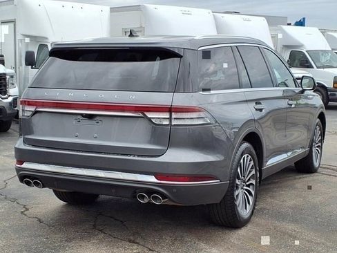 Certified 2023 Lincoln Aviator AWD w/ Premium Package image 7
