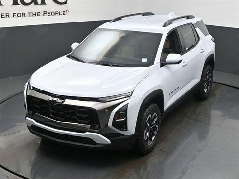 New 2026 Chevrolet Equinox ACTIV w/ Safety and Technology Package image 23