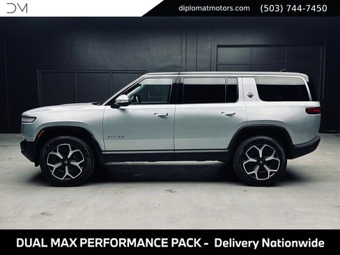 Used 2024 Rivian R1S Adventure AWD/4WD image 3