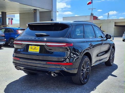 New 2026 Lincoln Corsair Grand Touring AWD/4WD image 2
