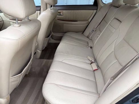 Used 2003 Toyota Avalon XLS image 12