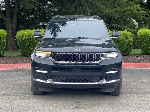 Used 2023 Jeep Grand Cherokee L Limited w/ Luxury Tech Group II AWD/4WD image 11
