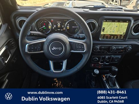 Used 2023 Jeep Wrangler Unlimited Rubicon 4xe AWD/4WD image 13