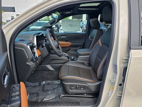 New 2026 GMC Canyon AT4 w/ Technology Plus Package AWD/4WD image 22