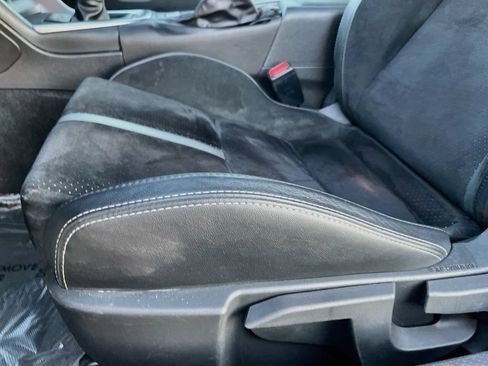 Used 2025 Toyota GR86 Premium RWD image 18