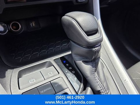 Used 2024 Toyota RAV4 XLE FWD image 23