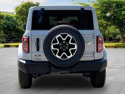New 2026 Ford Bronco Outer Banks