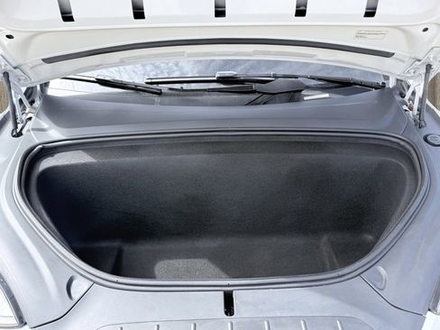 Used 2023 Tesla Model X image 28