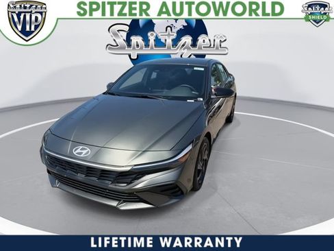 New 2026 Hyundai Elantra Sport FWD image 3