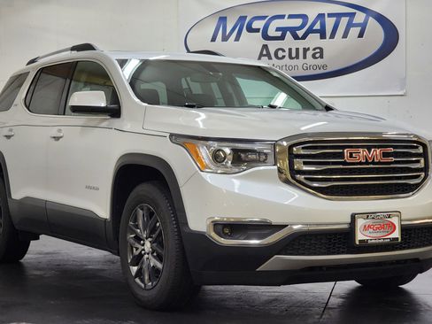 Used 2019 GMC Acadia SLT image 2