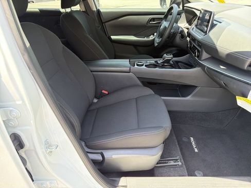 Certified 2025 Nissan Rogue S AWD/4WD image 15