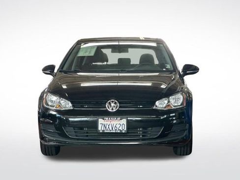 Used 2016 Volkswagen Golf S image 10