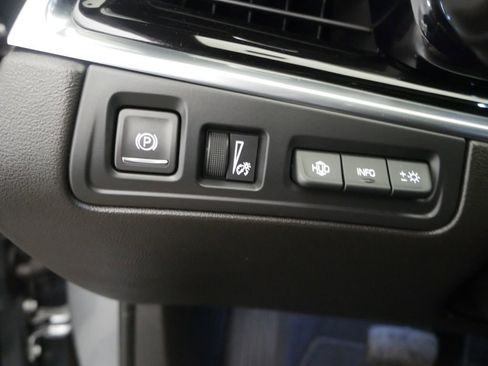 Used 2024 Cadillac XT6 Premium Luxury w/ Technology Package image 48