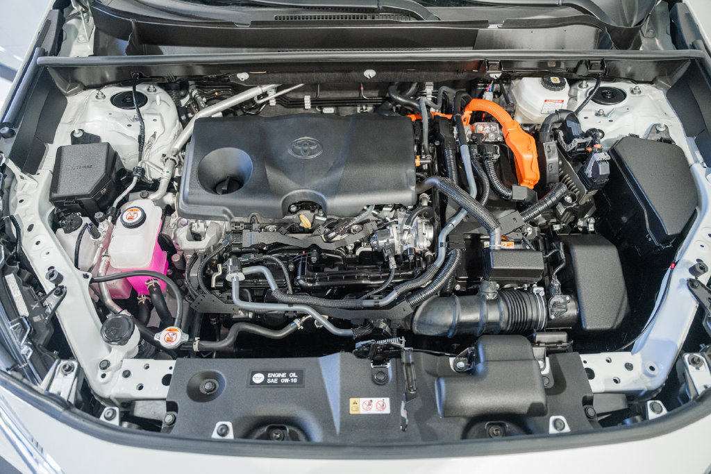 Certified 2025 Toyota RAV4 XLE Premium AWD/4WD image 17