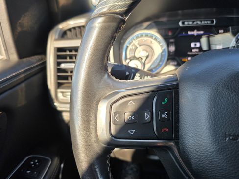 Used 2021 RAM 1500 Limited AWD/4WD image 16