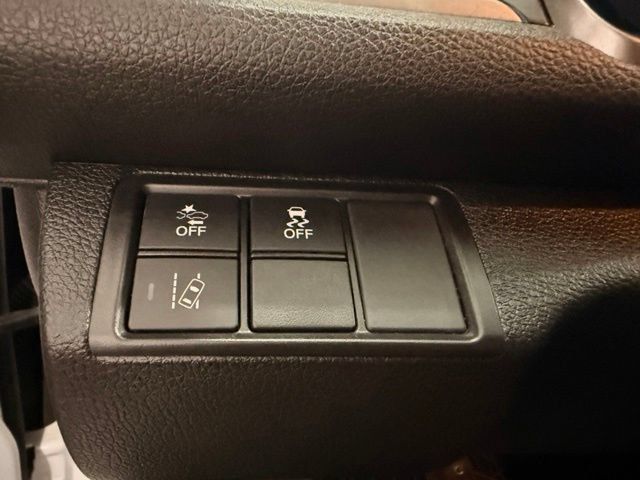 Used 2020 Honda Civic EX-L image 17