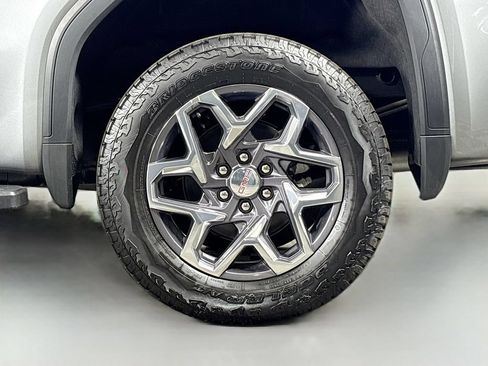 New 2026 GMC Sierra 1500 SLT w/ SLT Premium Plus Package AWD/4WD image 32