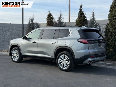 Used 2025 GMC Acadia Elevation w/ Elevation Premium Package image 5