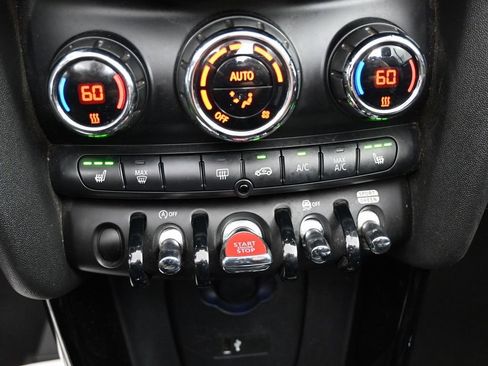 Used 2022 MINI Cooper S image 25