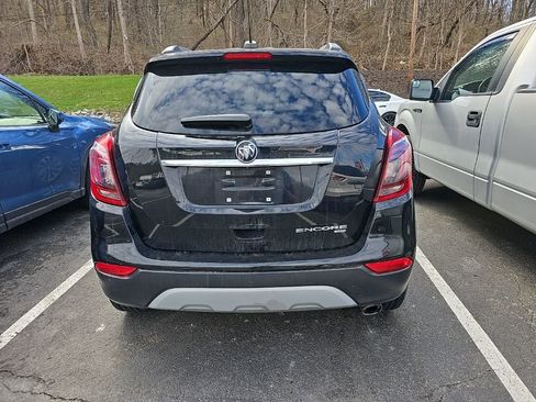 Used 2019 Buick Encore Essence image 4
