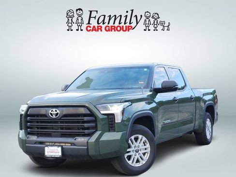 Used 2023 Toyota Tundra SR5 w/ SR5 Convenience Package RWD image 1