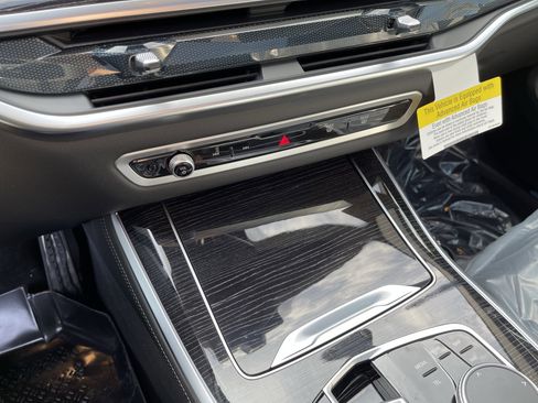 New 2026 BMW X5 xDrive50e image 14