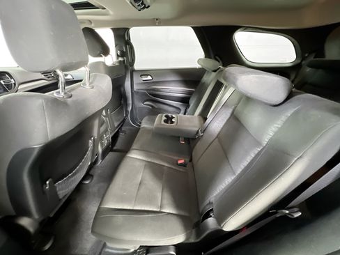 Used 2022 Dodge Durango SXT image 23