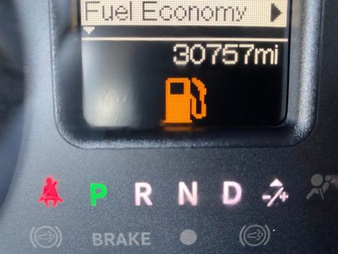Used 2022 RAM 1500 Tradesman w/ Chrome Appearance Group RWD image 27