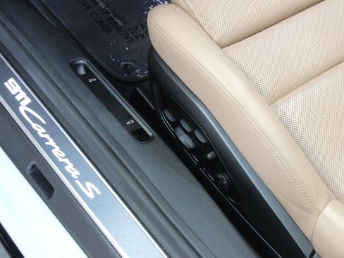 Used 2022 Porsche 911 Carrera S image 48