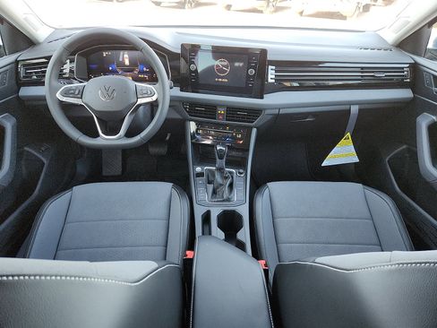 New 2026 Volkswagen Jetta SE image 11